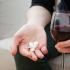Vai es varu dzert alkoholu, lietojot kontracepcijas tabletes?