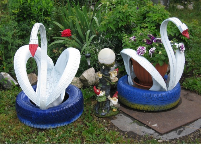 Do-it-yourself swan